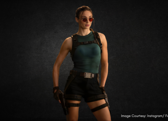 Sophie Turner wearing Lara Croft iconic outfit on Tomb Raider set